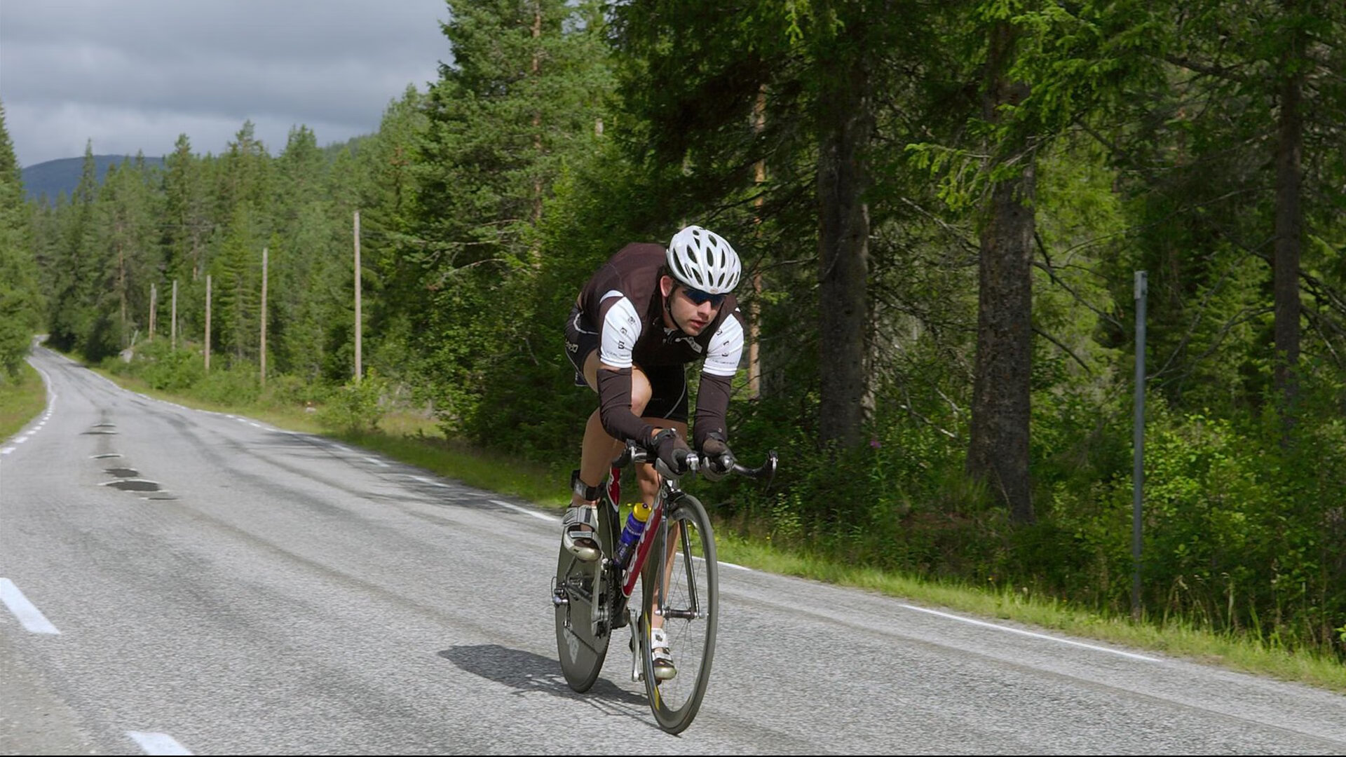 意大利队击败北马其顿，晋级欧冠赛，意大利杯 欧冠