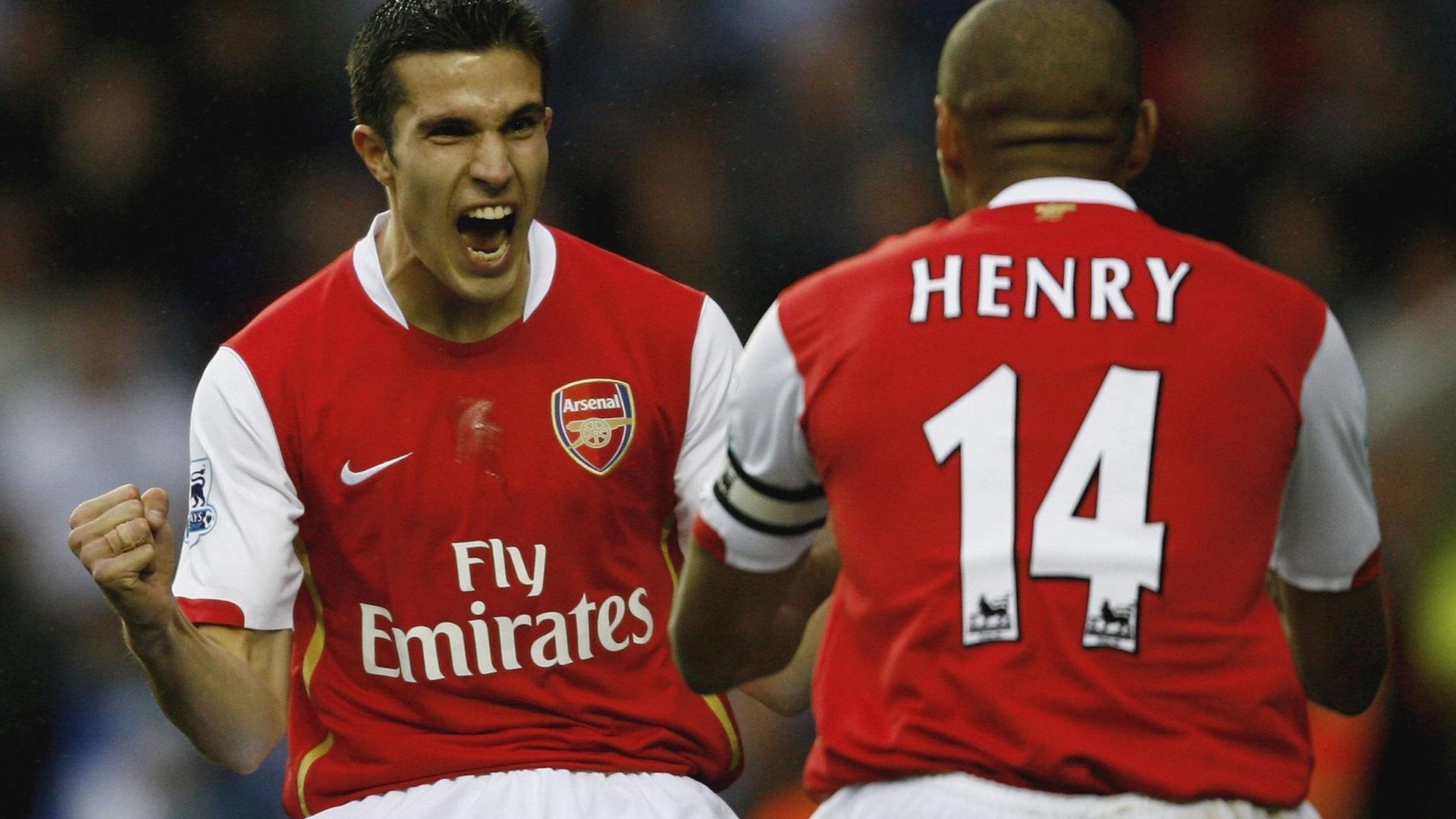 曼联队员精彩表现，帮助球队击败对手，曼联队友